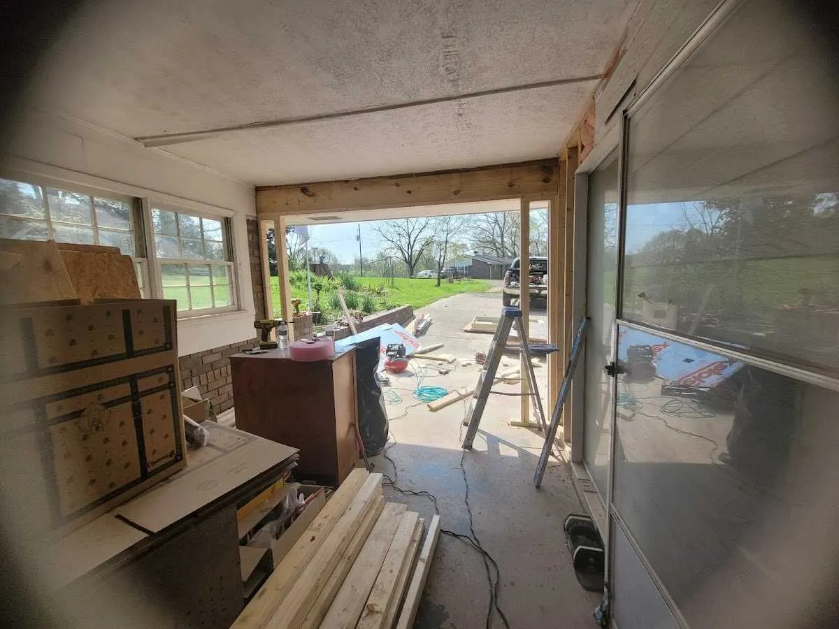 Air movers and dehumidifier for Water Mitigation Services in Rainbow Springs
